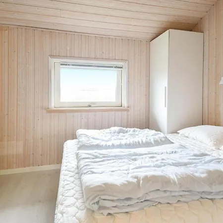 Feriehus 3 Bedroom In Nordenbro Vesteregn